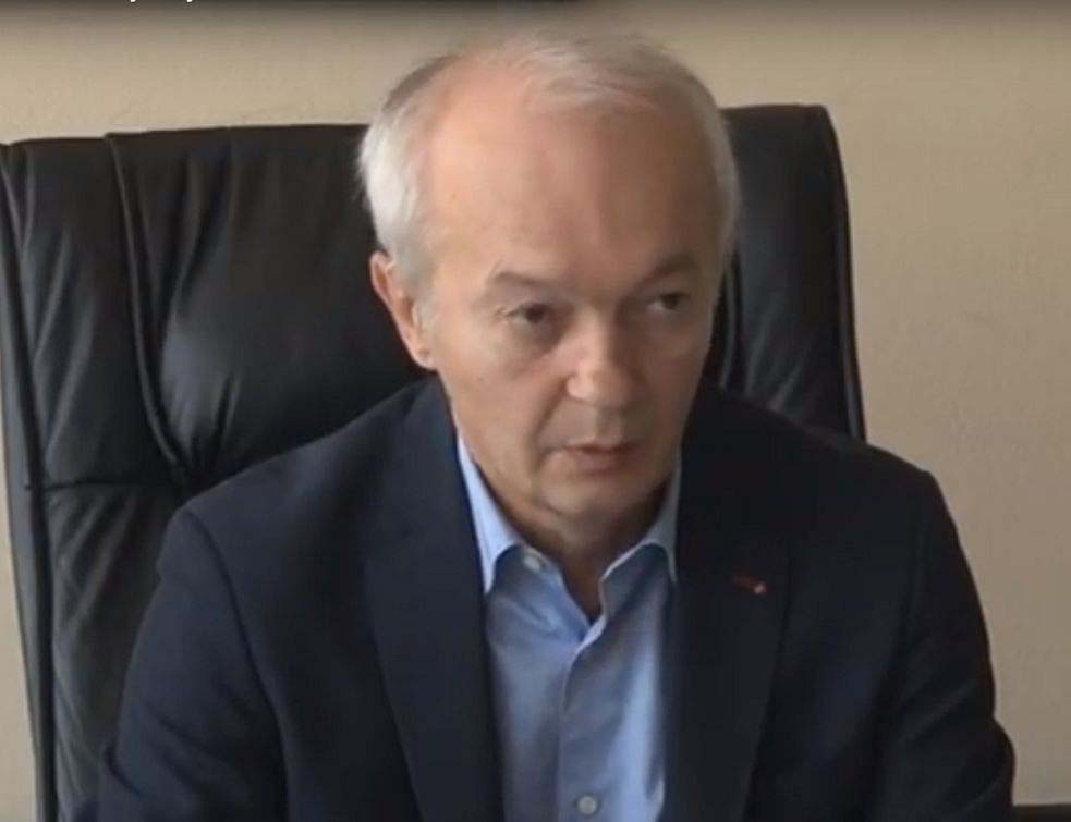 ДО ГУШЕ У КОРУПЦИЈИ: Ухапше директор Азотаре Миљан Ђуровић и начелник полицијске станице у Бачу